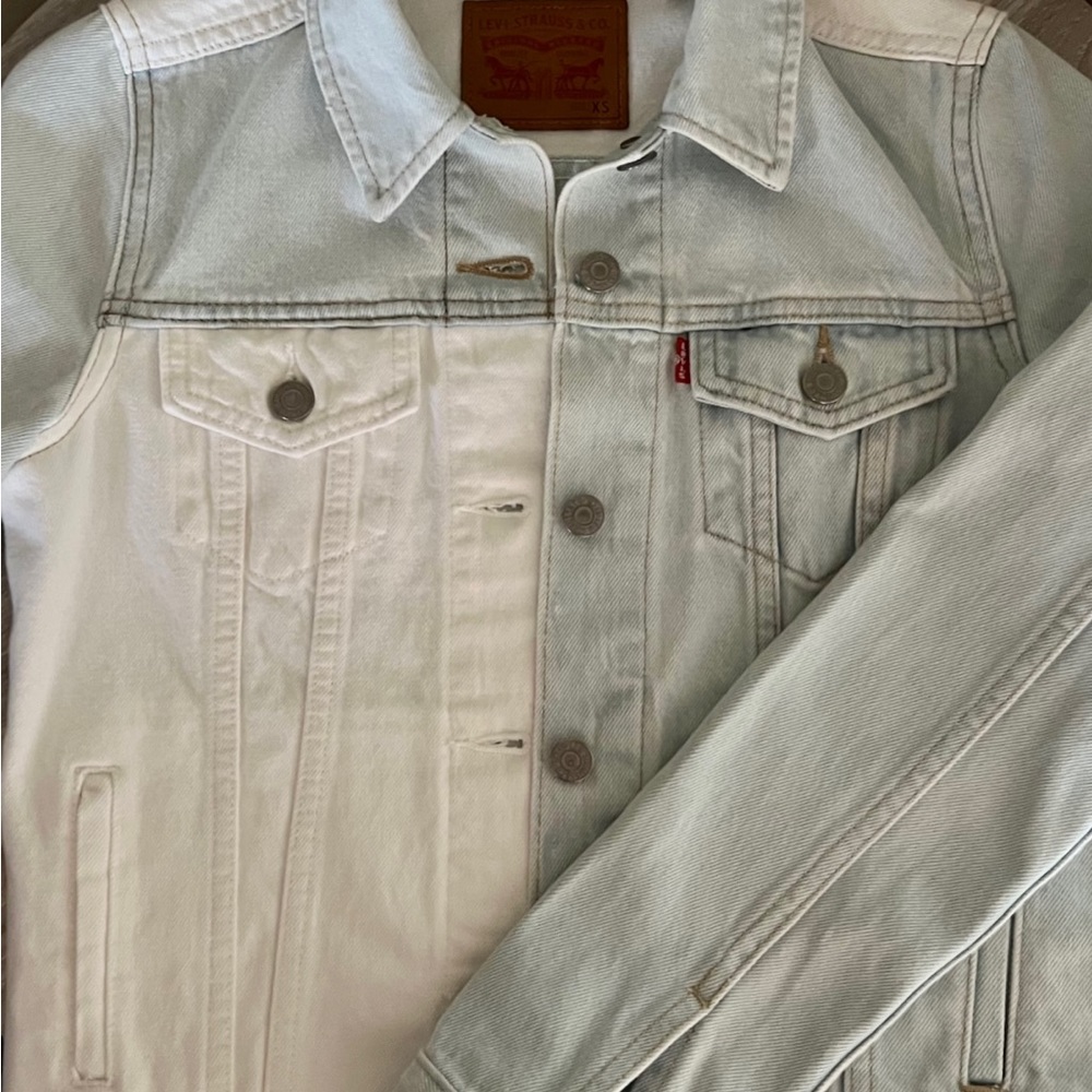 Levi’s White and Light Wash Denim Jacket